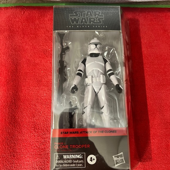 Star Wars Black Series Clone Wars Phase 1 Clone Trooper Action Figure w/Case - Picture 2 of 7
